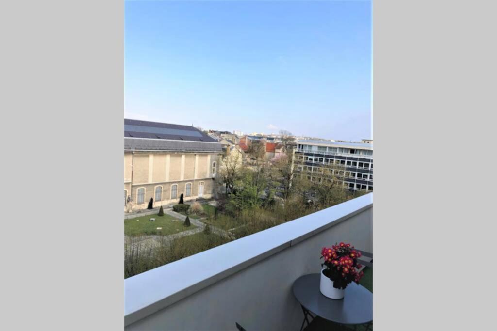 דירות ריימס Hypercentre Grand Balcon Vue Cathedrale מראה חיצוני תמונה
